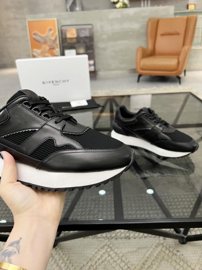 Givenchy Sneakers